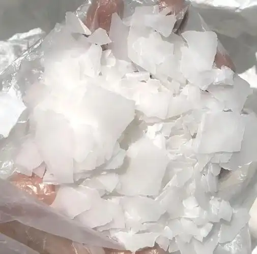 Caustic soda flakes